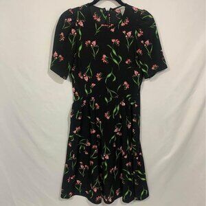 FLORAL dress. H&M size 6. New! Elastic waist, adorable sleeves.